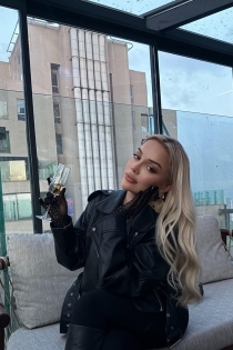 Ecem, Yaş 25, İstanbul / Türkiye Eskortlar - 5