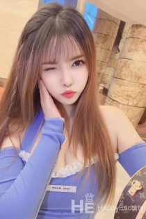 Liyuan, Age 25, Escort in Tirana / Albania - 2