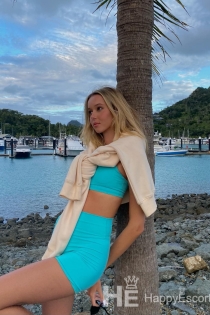 Suzy, Miaka 24, Riga / Latvia Wasindikizaji - 4