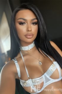 Caroline, 25 let, Milano / Italija Spremljevalke - 8