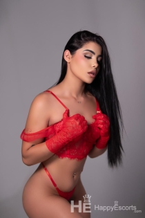 Victoria, 20 ans, Paris / France Escortes - 11