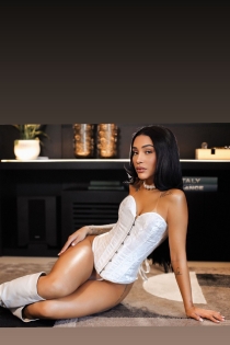 Athena, Età 22, Milano / Italia Escort - 6