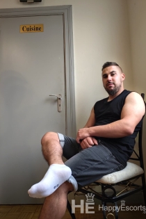 Adrian, ikä 26, Bryssel / Belgia Seuralaiset - 2