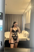 Yasmin, Age 19, Escort in Göteborg / Sweden