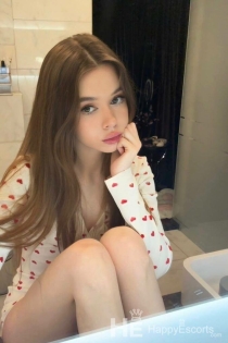 Adler, Umri wa miaka 22, Florence / Italia Wasindikizaji - 2