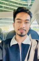 Saeid, 23 let, New York City / ZDA, spremljevalke