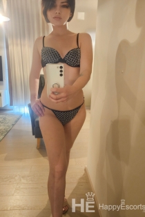 Camila, 32 let, Praha / Česká republika Doprovod - 6