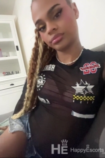 Taira, 22 ans, Angers / France Escortes - 1