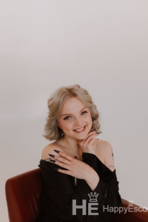 Викси, 26 година, Београд / Србија Пратња - 4