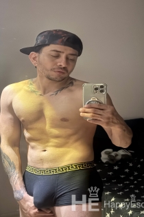 Thonnybigcock22cm, Age 23, Escort in San Giljan / Malta - 7