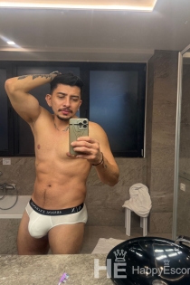 Thonnybigcock22cm, Age 23, Escort in San Giljan / Malta - 4