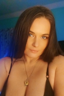 Bustygal, Age 40, Escort in Newport / United Kingdom - 4