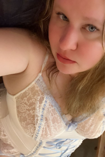 Nancy Cizman, Age 37, Escort in Hartford CT / USA - 2