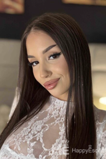 Vika, Age 25, Escort in Tirana / Albania - 3