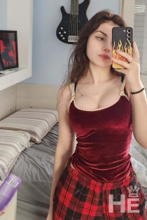 Esil, věk 21, Istanbul / Turecko Eskortky - 5