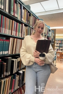 Seren, Age 23, Escort in Tirana / Albania - 5