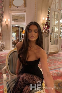 Elina, 28-aastane, Tirana / Albaania saatjad – 3