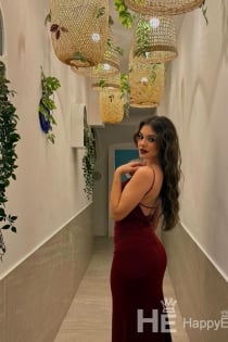 Адела Рецхтваардид, 24 године, Тирана / Албанија Пратња - 1