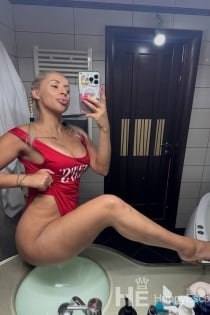Bridgette, 33 anni, Bergamo / Italia Escort - 2