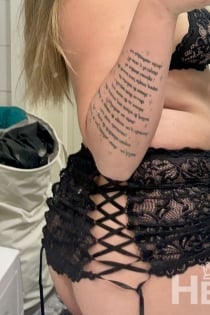 latina mami, 24 años - 3