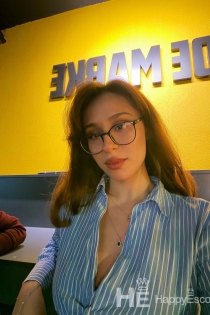 Есма, 24 године, Тирана / Албанија, пратње - 6