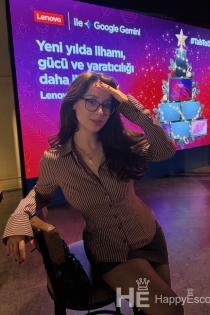 Есма, 24 године, Тирана / Албанија, пратње - 9