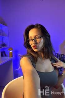 Есма, 24 године, Тирана / Албанија, пратње - 7