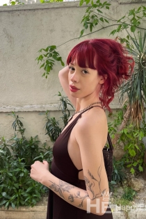 Есра, 25 година, Тирана / Албанија Пратња - 4