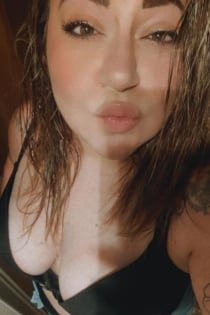 Francesca, Age 37 - 4