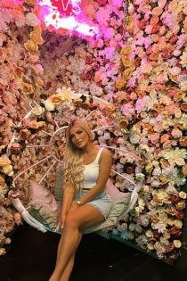 Arianwen, wiek 25, Tirana / Albania Eskorty - 5