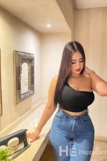Emma, ​​starost 24, Tirana / Albanija Spremljevalci - 2
