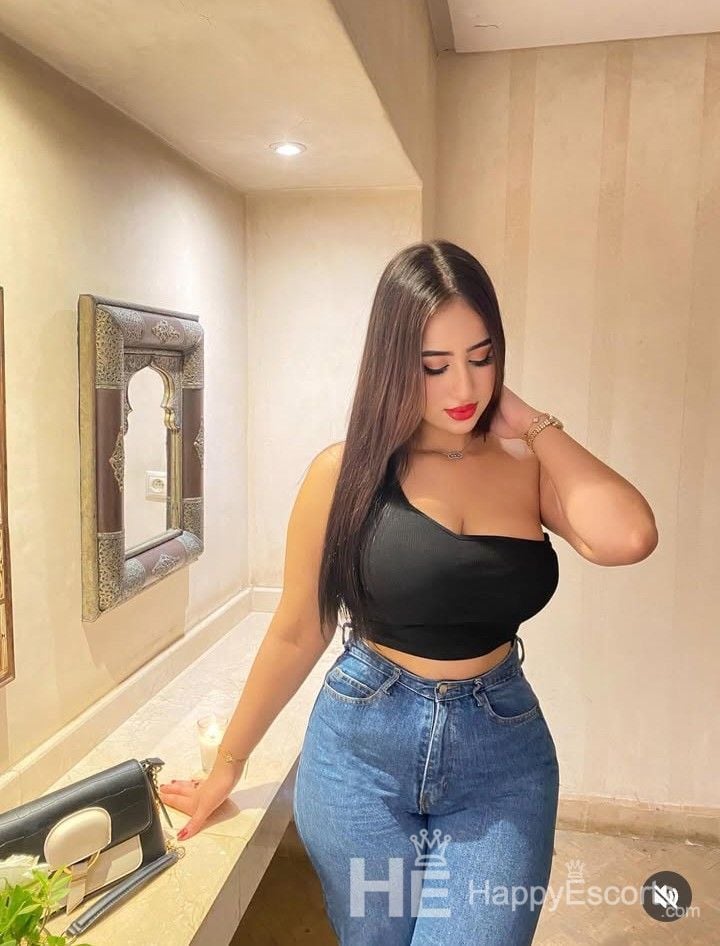 ELİZA, 25 años - 1