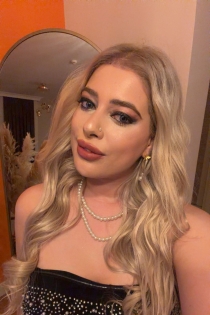 Σελένε, 24 ετών, Πρίστινα / Κόσοβο Συνοδοί - 2