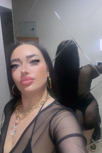 Chloe, Age 26, Escort in Tirana / Albania - 5