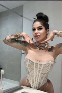 Vasilica, 23 jaar, Rome / Italië Escort - 2