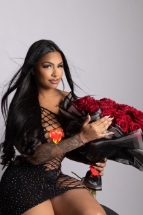 Bia Valentim, 28 ans, Naples / Italie Escortes - 3