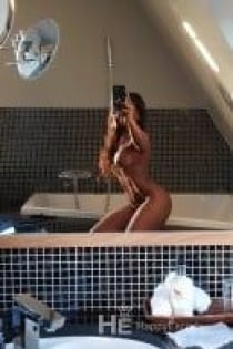 Zury Naughty, 26 let, Helsingborg / Švédsko Escorts - 3