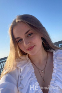 aelya, Age 23, Escort in Tirana / Albania - 3