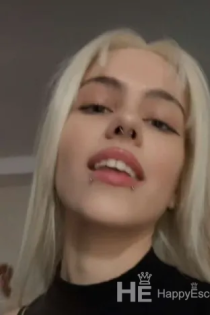 Lucy, Age 18, Escort in Tirana / Albania - 3