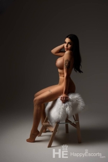 Carmen, Age 22, Vienna / Austria Escorts - 3
