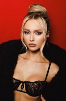 Anna, France / Paris