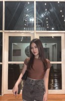 Vika, Age 22, Jakarta / Indonesia Escorts