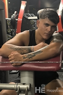 Баки, 19 година, Београд / Србија Пратња - 2