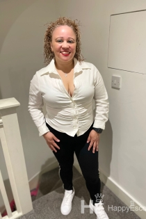 Flor, Age 44, Escort in London / United Kingdom - 2