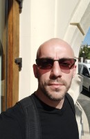 Alexandru-Alexandru, 29 ετών, Βερολίνο / Γερμανία Συνοδοί