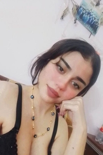 dina, Age 23, Escort in Cairo / Egypt - 2