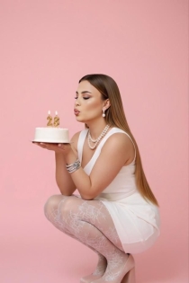 Hlin, Age 27, Bunbury / Australia Escorts - 2