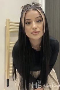 Amira, 22 anni, Milano / Italia Escort - 8