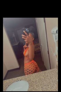 Hazel, Age 25, Richmond CA / USA Escorts - 5