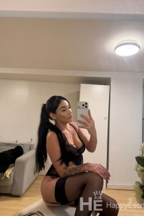 MILY, věk 26, Liverpool / Spojené království Eskortky - 2
